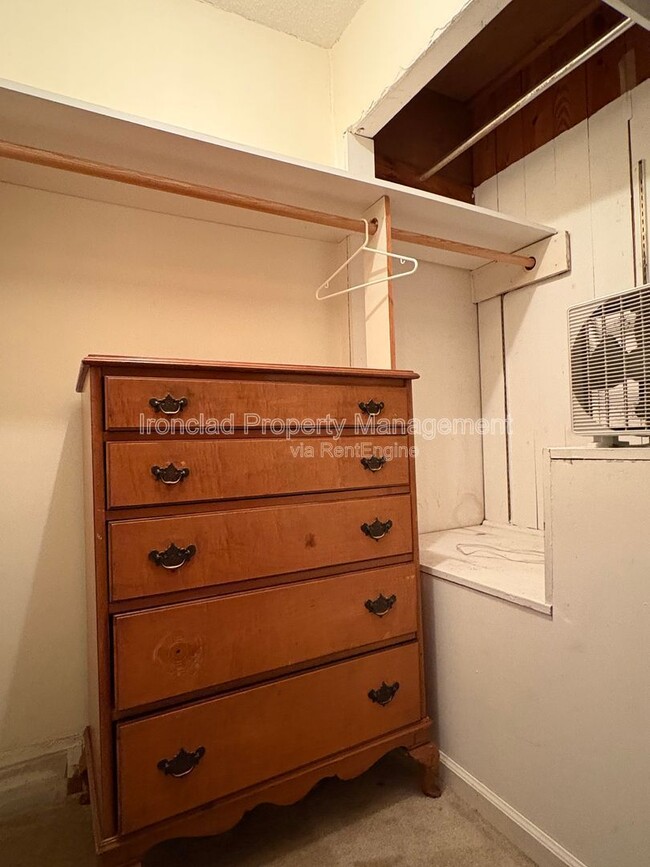 Building Photo - 173 Leesville Rd