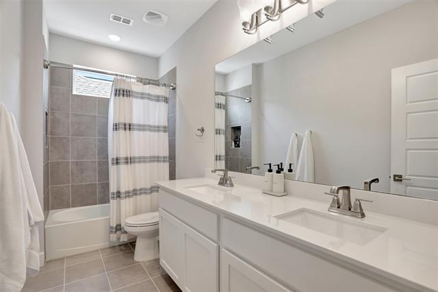 Building Photo - 3548 Golden Bell Ct