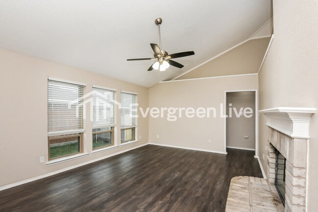 Building Photo - 2528 Concina Way