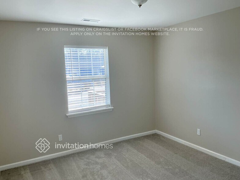 Building Photo - 200 Denver Ave