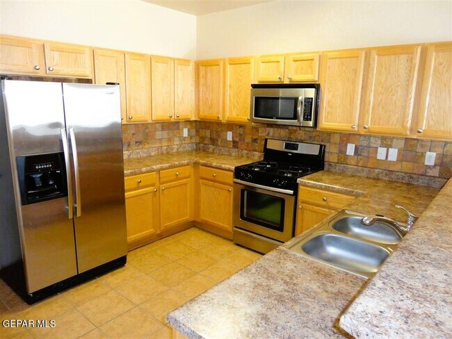 Building Photo - 3276 Leah Point Ln