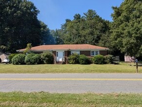 Building Photo - 1113 Auten Rd