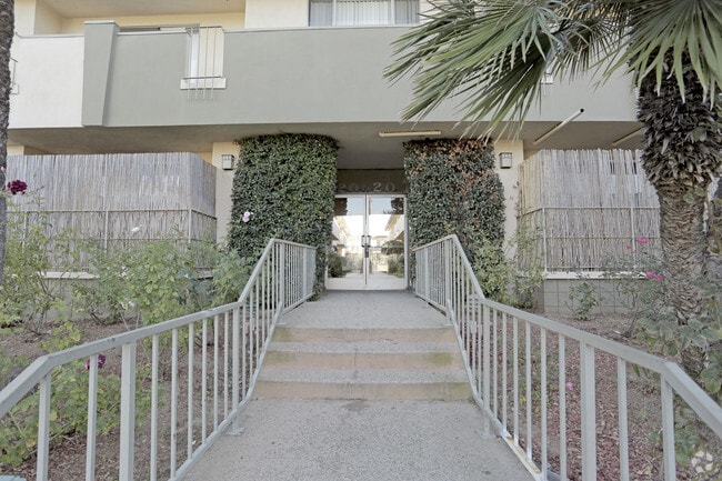 Building Photo - Anza Victoria Apartments