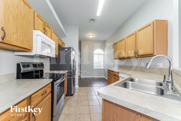 Building Photo - 452 Bay Leaf Dr