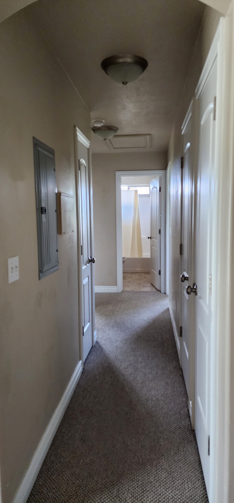 Building Photo - 224 E 1500 S