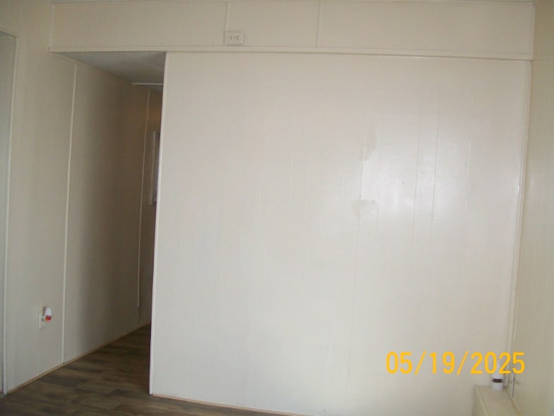 Building Photo - 430 N C St