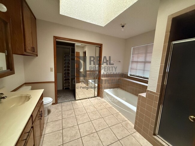 Building Photo - 6503 Terryville Dr