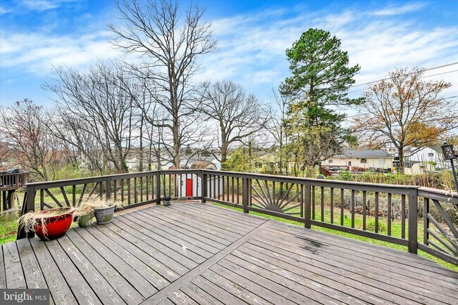 Building Photo - 1508 Lochaber Ct