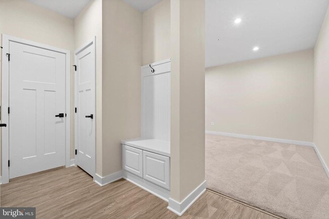 Building Photo - 6056 Murray Terrace