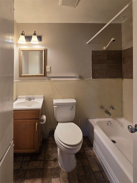 Building Photo - 8307 Bunche Dr