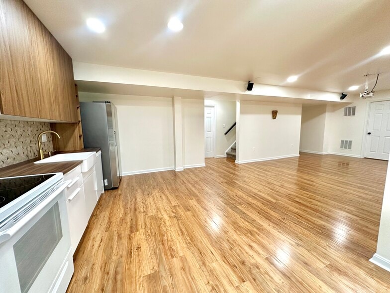 Building Photo - 43219 Amberleigh Farm Dr