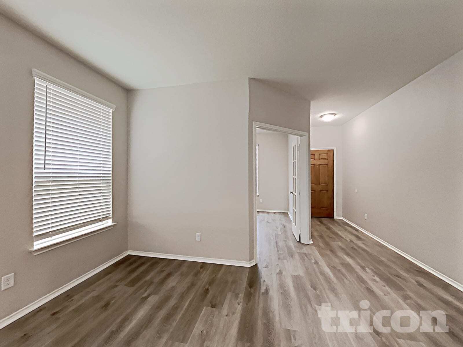 Building Photo - 221 Texas Thistle
