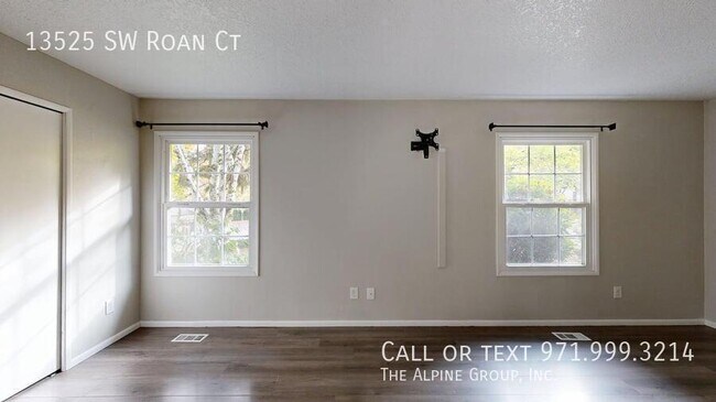 Building Photo - 13525 SW Roan Ct