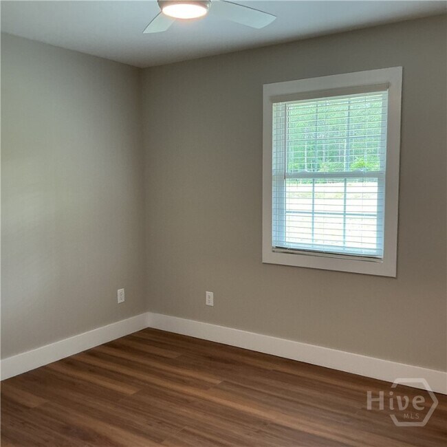 Building Photo - 5924-5921 GA-21
