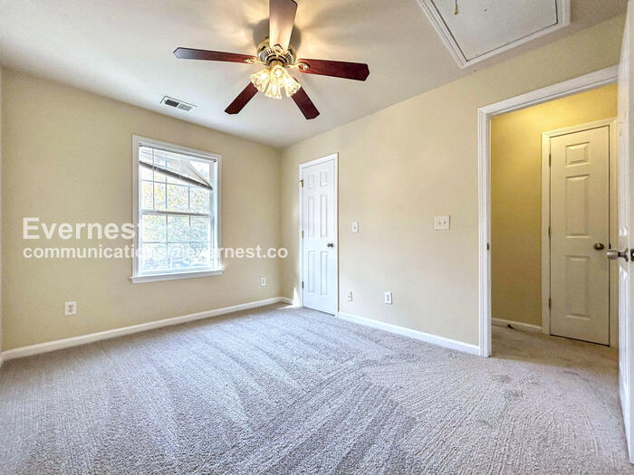 Building Photo - 5106 Centennial Creek View NW