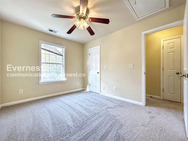 Building Photo - 5106 Centennial Creek View NW