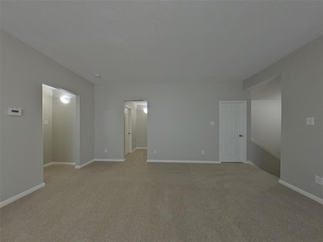 Building Photo - 7526 Oakwood Canyon Dr