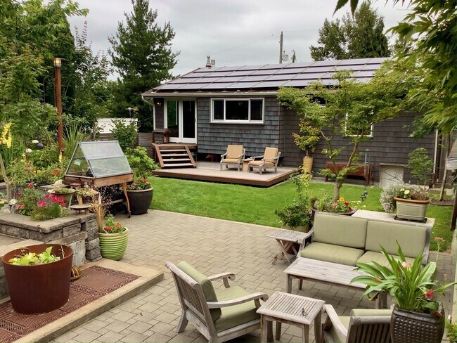 Building Photo - 3Bd/2Ba Seattle Home