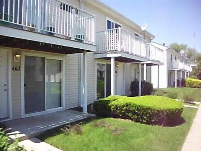 Building Photo - 487 Meadow Green Ln