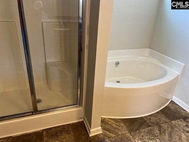 Building Photo - 645 Teaberry Dr