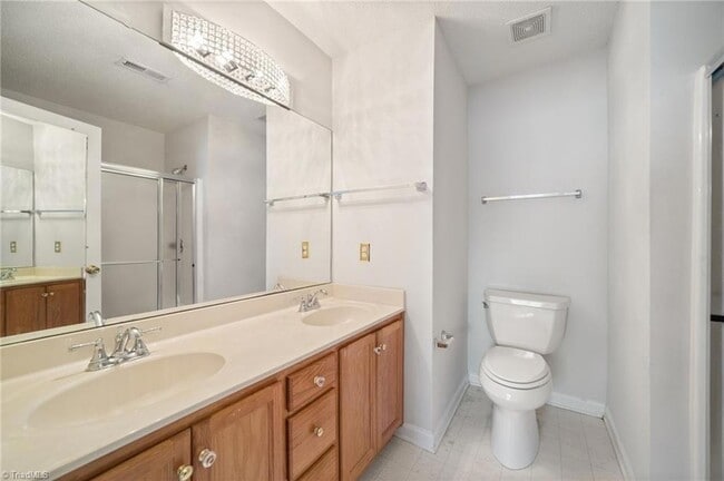 Building Photo - 25 Culpepper Cir