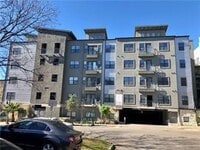 Building Photo - 2502 Leon St