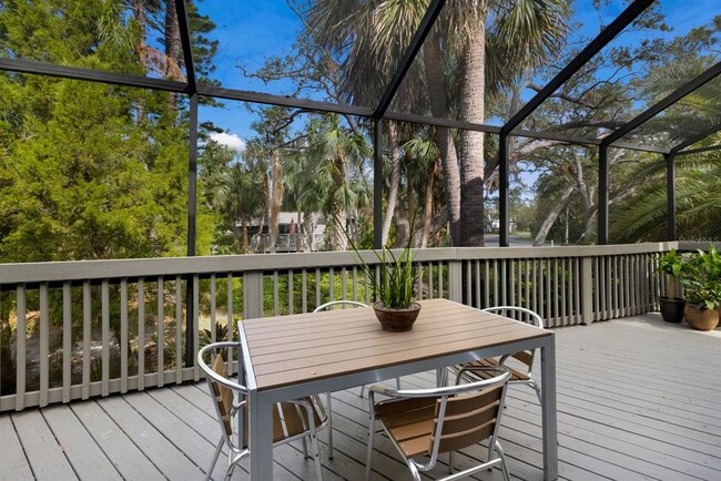 Building Photo - 1479 Landings Cir