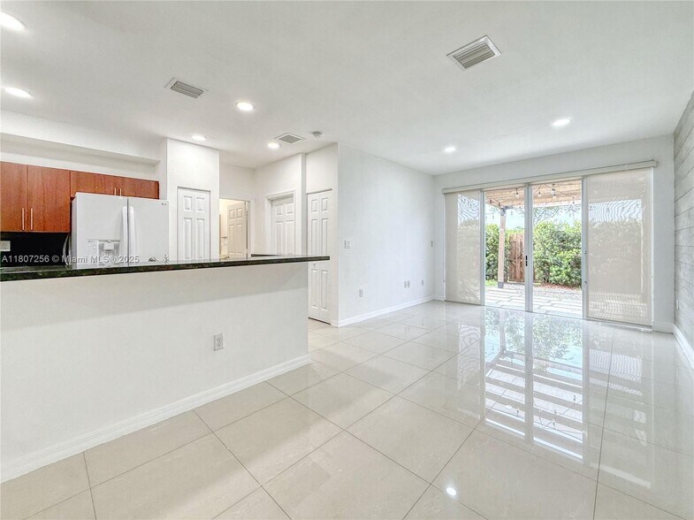 Building Photo - 16562 SW 71st Ter