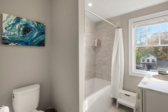 Building Photo - 30 Park St