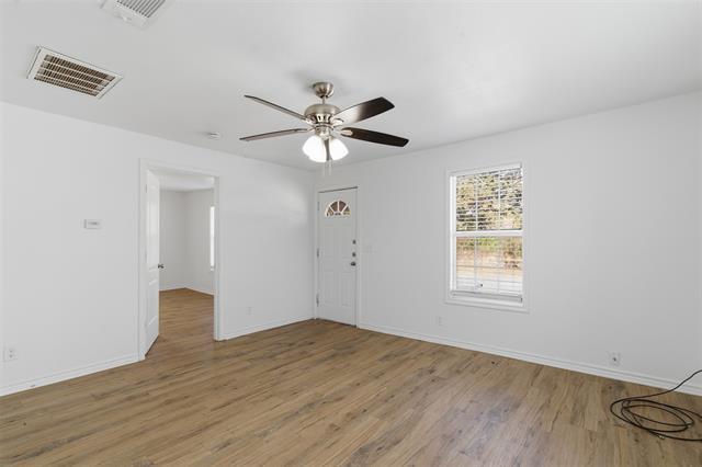 Building Photo - 920 W Ford St