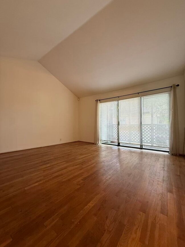 Building Photo - 2829 Timmons Ln