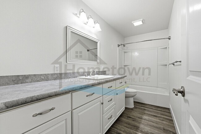 Building Photo - 5163 E Portside Ct