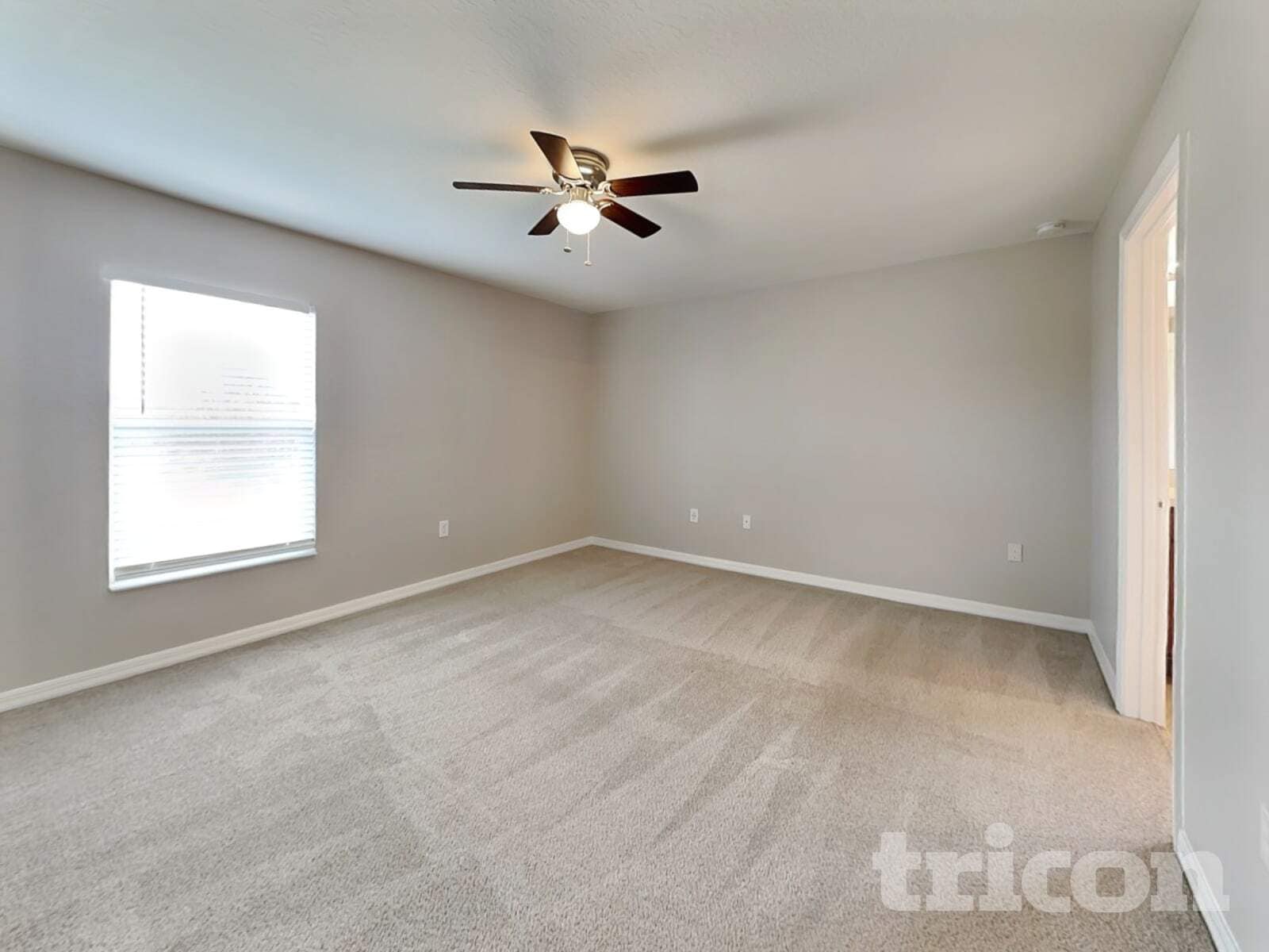 Building Photo - 1016 15th St NE