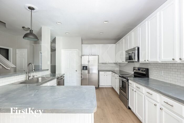 Building Photo - 9928 Cherry Hill Ln