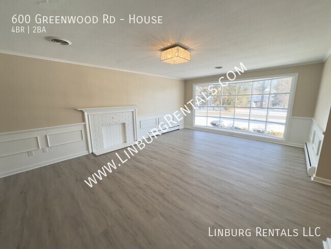 Building Photo - 600 Greenwood Rd