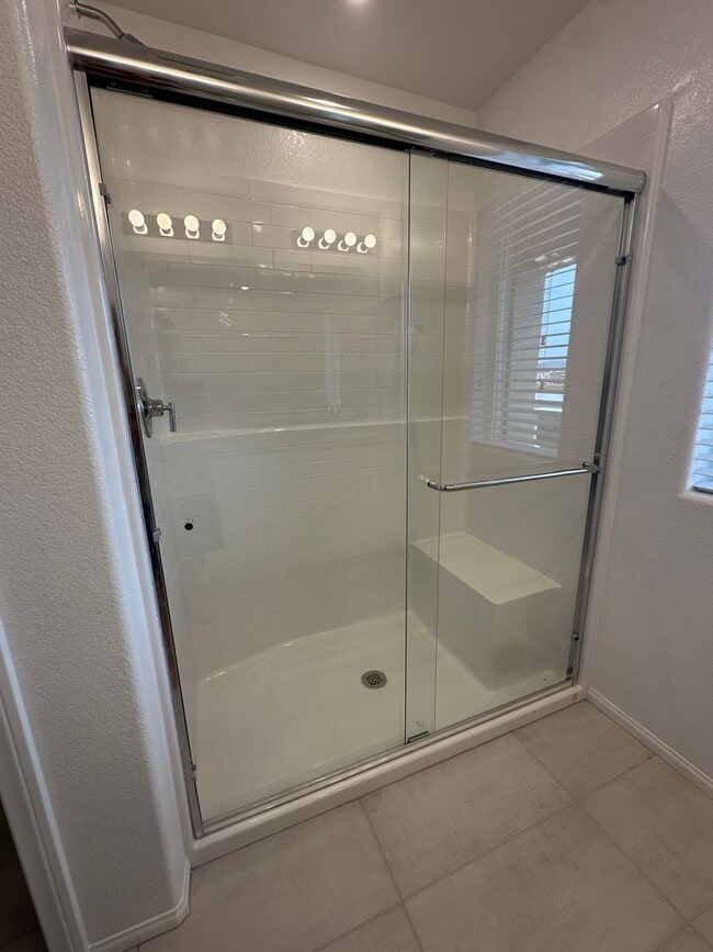 Building Photo - New Constructed and upgraded three bedroom...