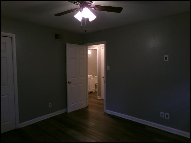 Building Photo - 7018 Fairfield Dr