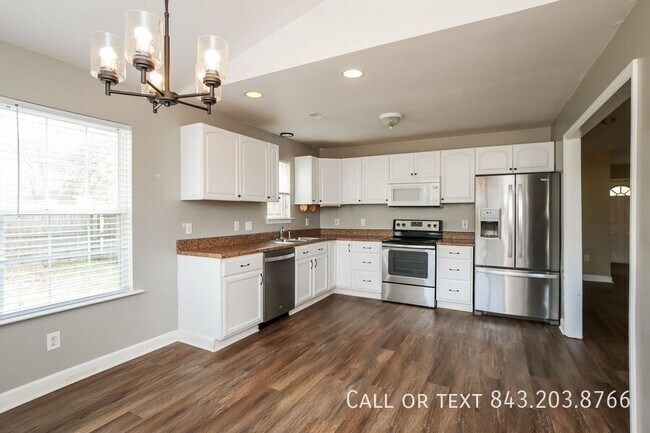 Building Photo - 9592 Crosscut Dr