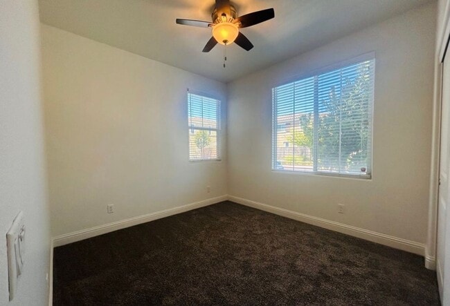 Building Photo - 1172 Fox Field Ln
