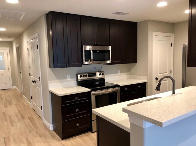 Building Photo - 3609 Park Drive Ste A