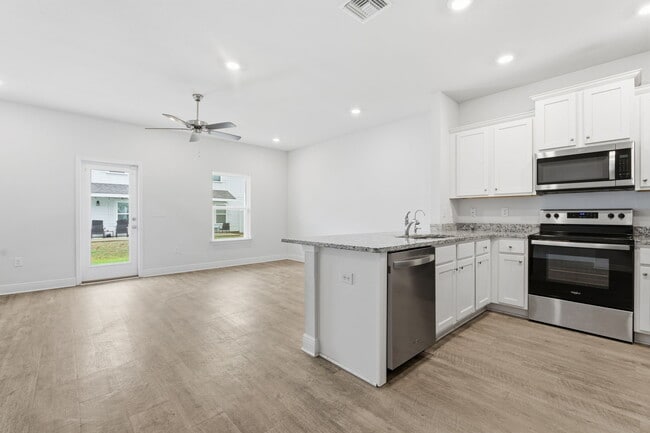 Building Photo - 1678 Caleigh Ct