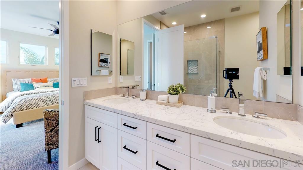 Building Photo - 184 Daisy Ave