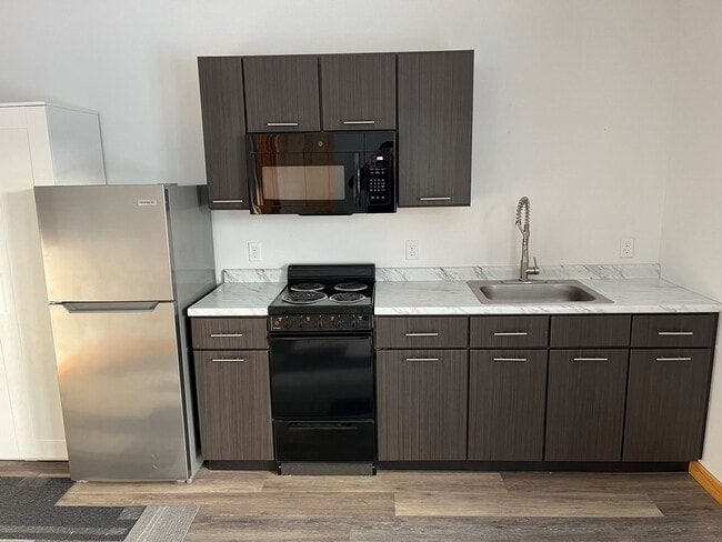 Building Photo - Studio in Richmond Village - Available NOW!