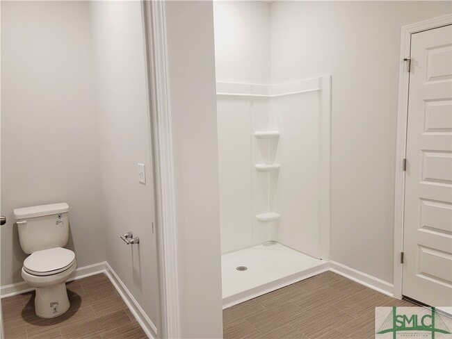 Building Photo - 275 Lillian St