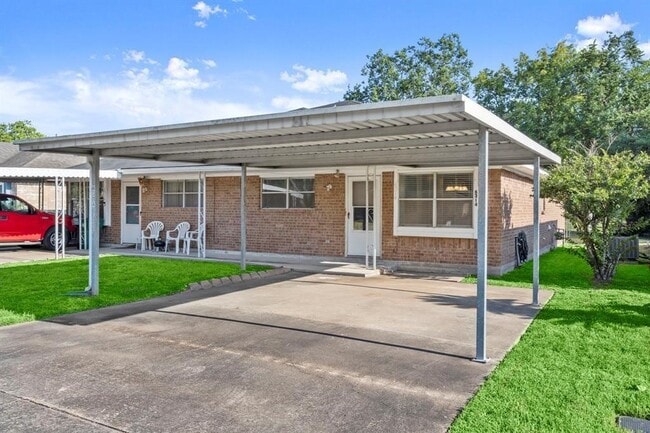 Building Photo - 6314 Olson Ln