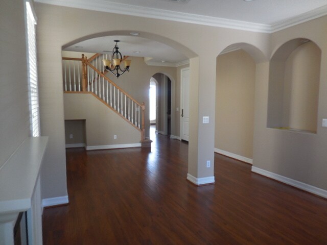 Building Photo - 2101 Canyon Cir