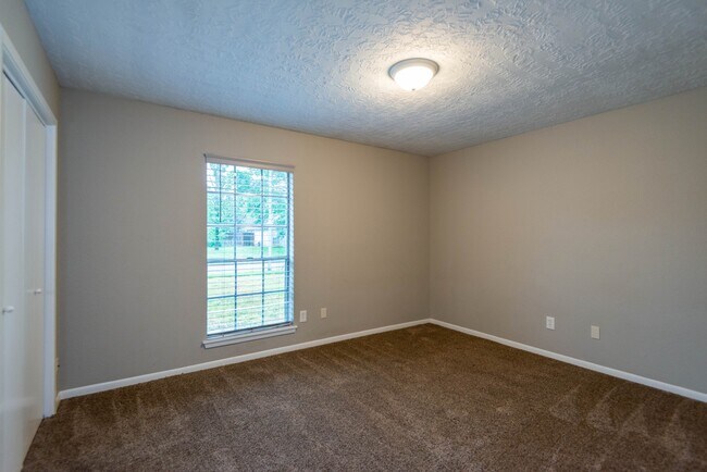 Building Photo - 20515 Broadsky Dr