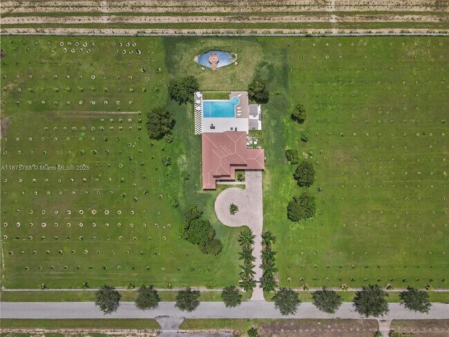 Building Photo - 34850 SW 218th Ave