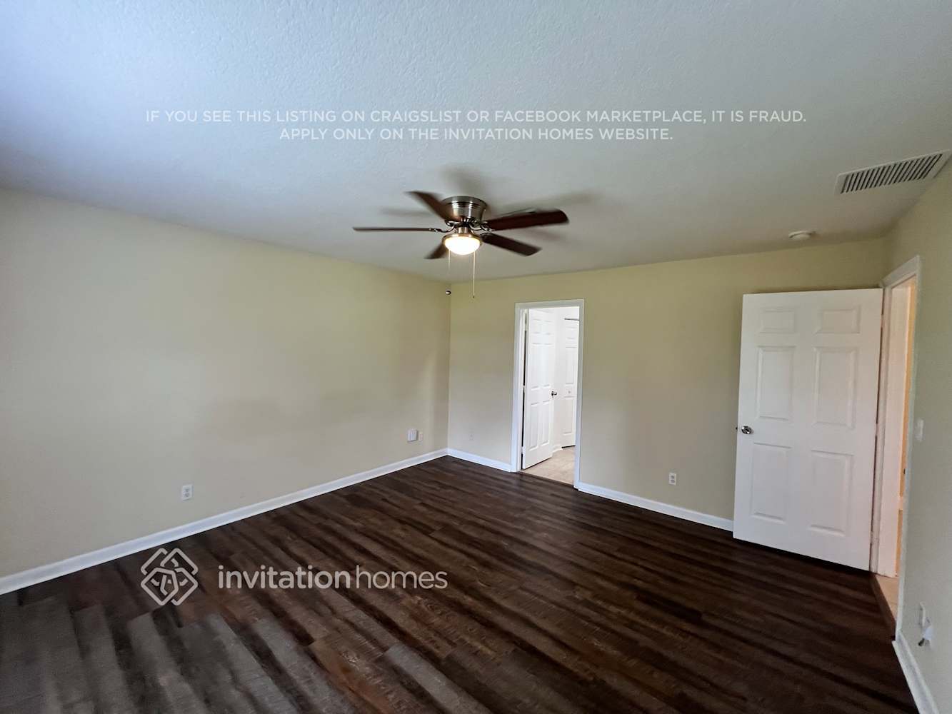 Building Photo - 1318 SW Bartell Ave