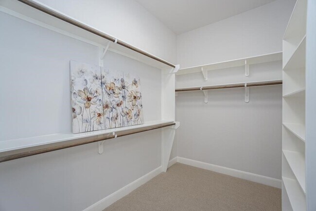 Building Photo - 3351 Kilgore St